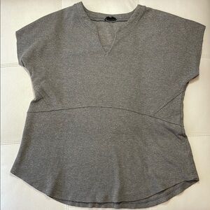 Heyson Grey Waffle Weave Short Sleeve Top - Size L
